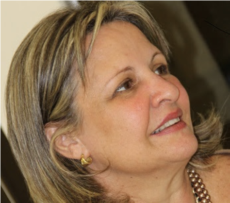 Lina Célia Teixeira de Souza